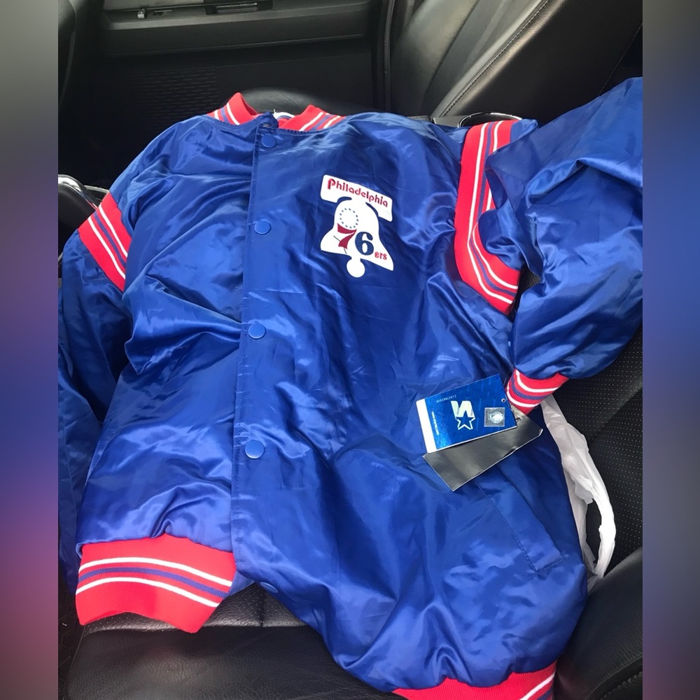 Philadelphia 76'ers starter coat. XXXL